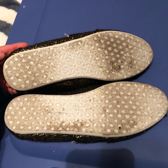 Toms - Picture 4 of 5